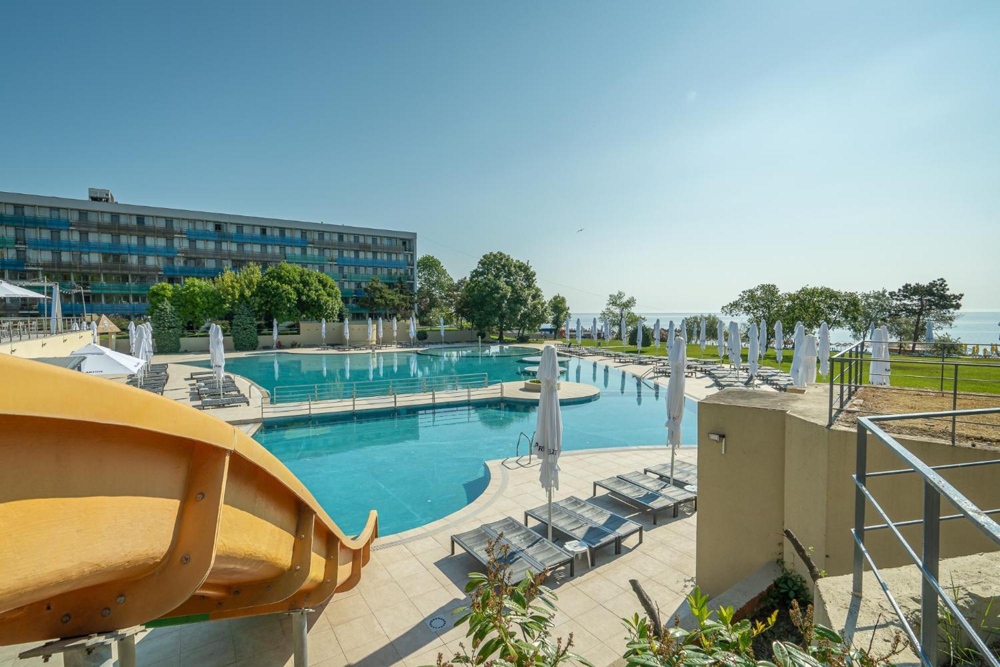 Safir Blue Resort Saturn Exterior photo