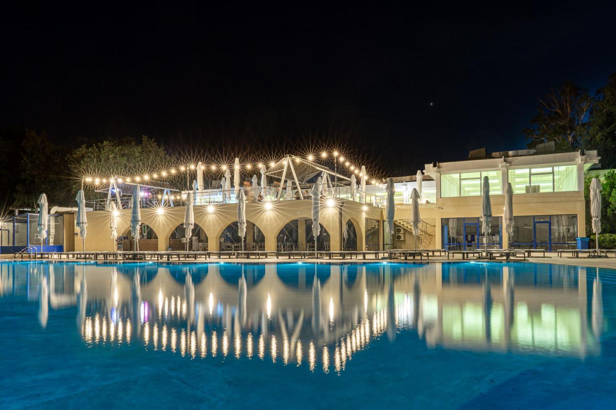 Safir Blue Resort Saturn Exterior photo