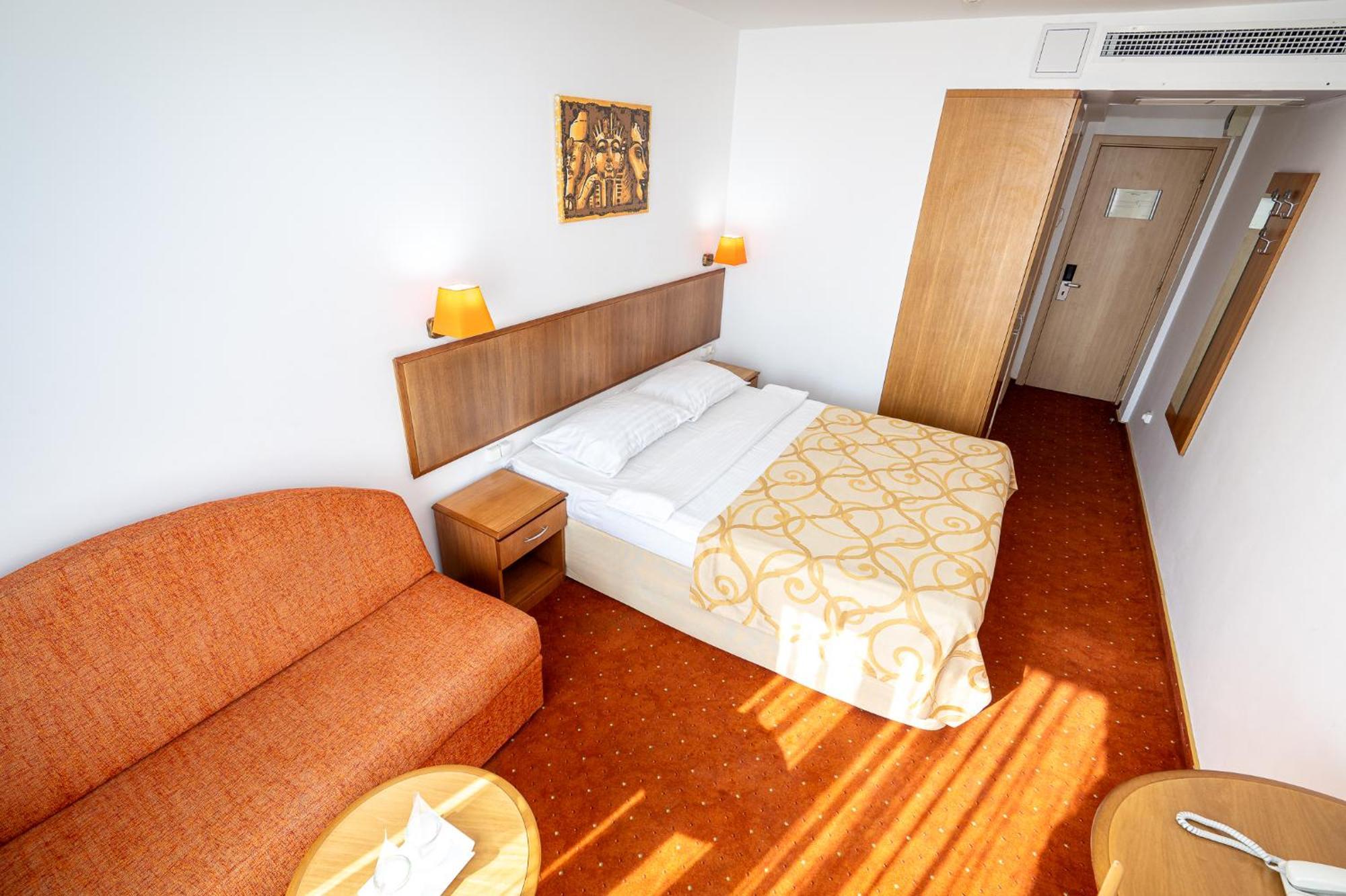 Safir Blue Resort Saturn Room photo
